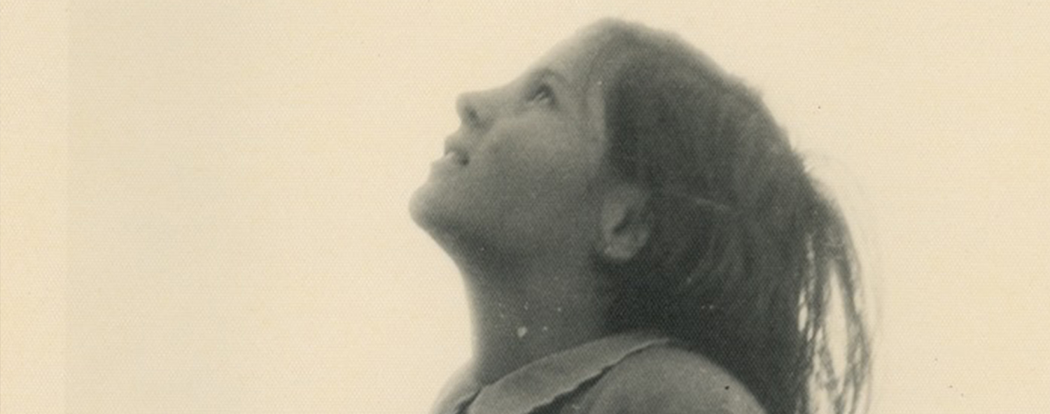 Il cielo è sulla terra, Angela Volpini bambina